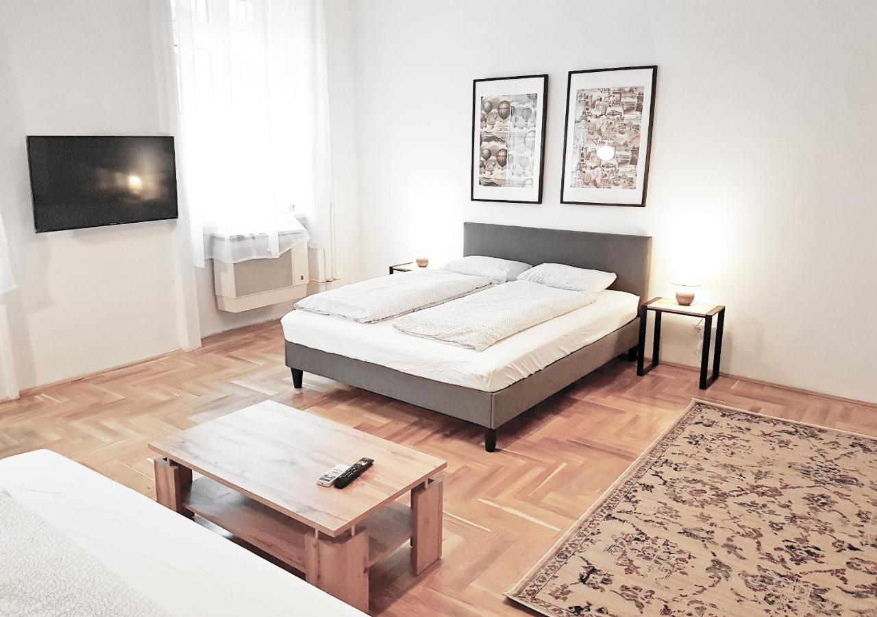 Апартаменты Luxury New Cozy Flat At Dob Street Nearby Gozsdu Court Будапешт Экстерьер фото
