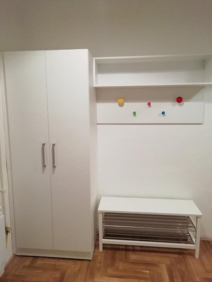 Апартаменты Luxury New Cozy Flat At Dob Street Nearby Gozsdu Court Будапешт Экстерьер фото