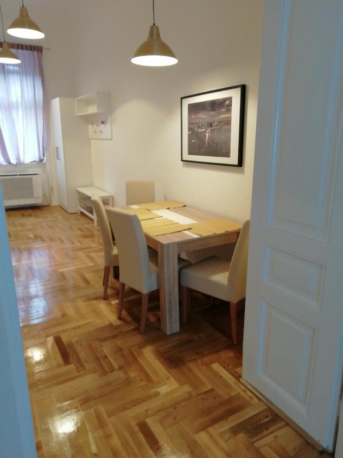 Апартаменты Luxury New Cozy Flat At Dob Street Nearby Gozsdu Court Будапешт Экстерьер фото