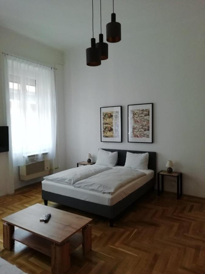 Апартаменты Luxury New Cozy Flat At Dob Street Nearby Gozsdu Court Будапешт Экстерьер фото